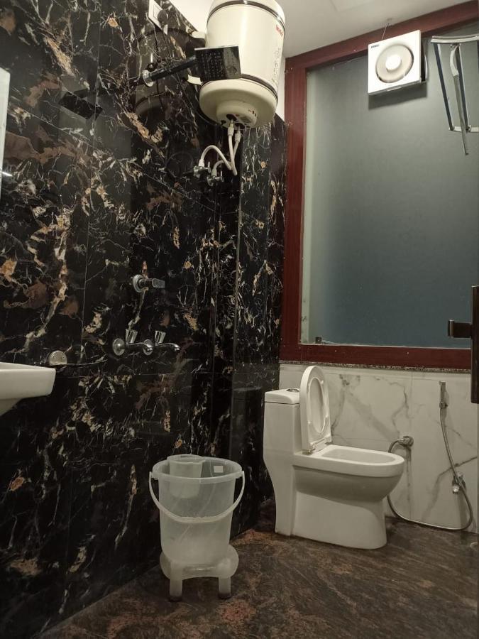 Hotel Vinayak Inn Haridwār Екстериор снимка
