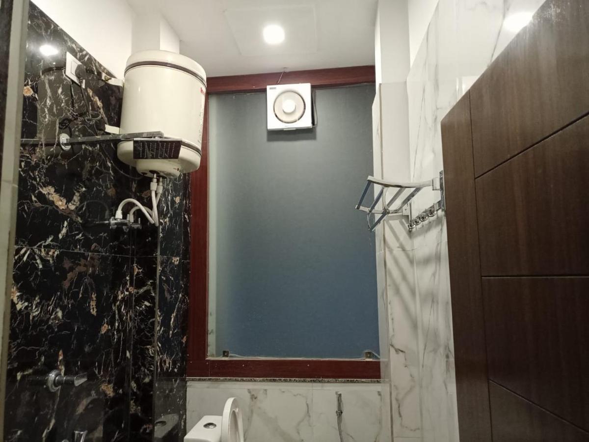 Hotel Vinayak Inn Haridwār Екстериор снимка