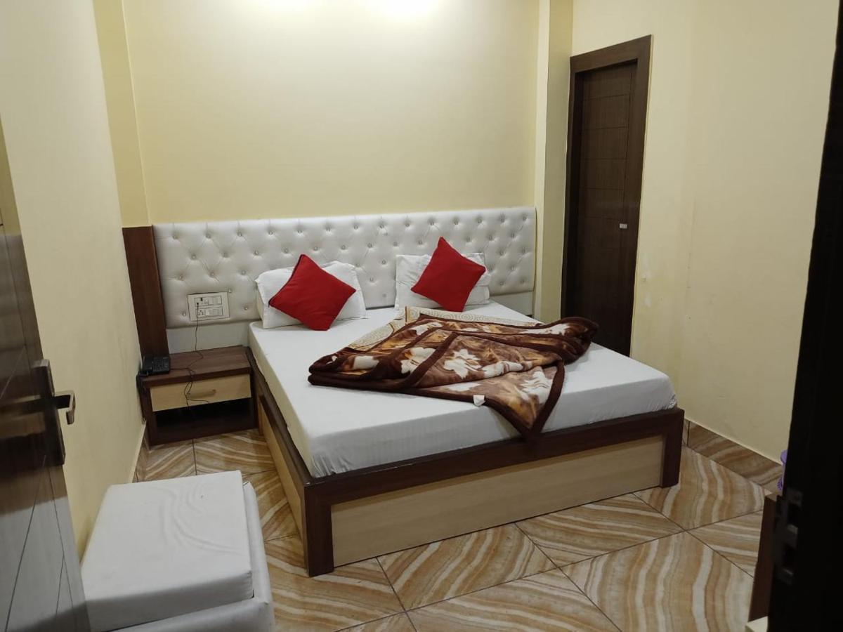Hotel Vinayak Inn Haridwār Екстериор снимка