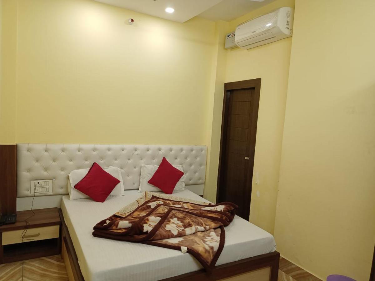 Hotel Vinayak Inn Haridwār Екстериор снимка