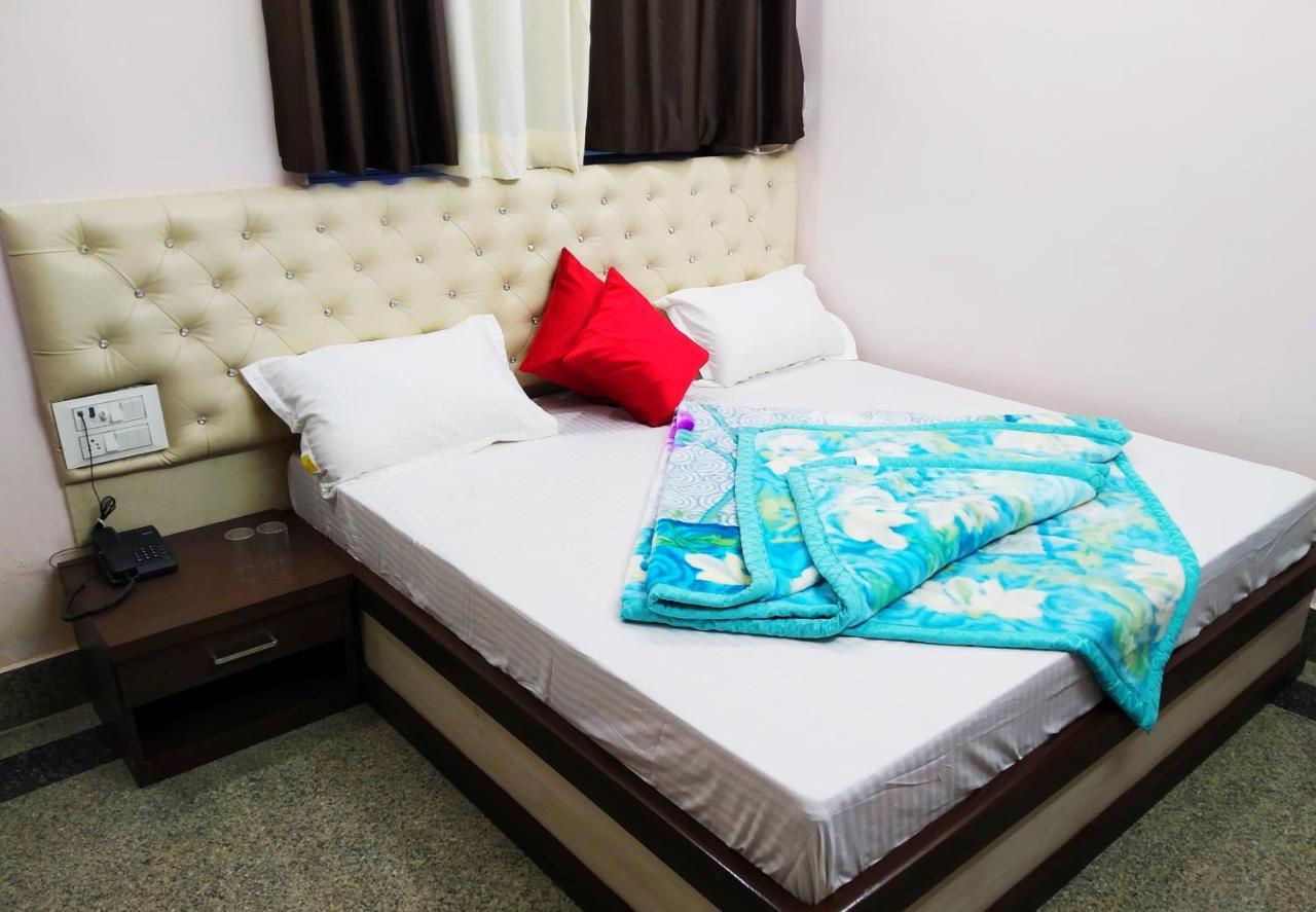 Hotel Vinayak Inn Haridwār Екстериор снимка