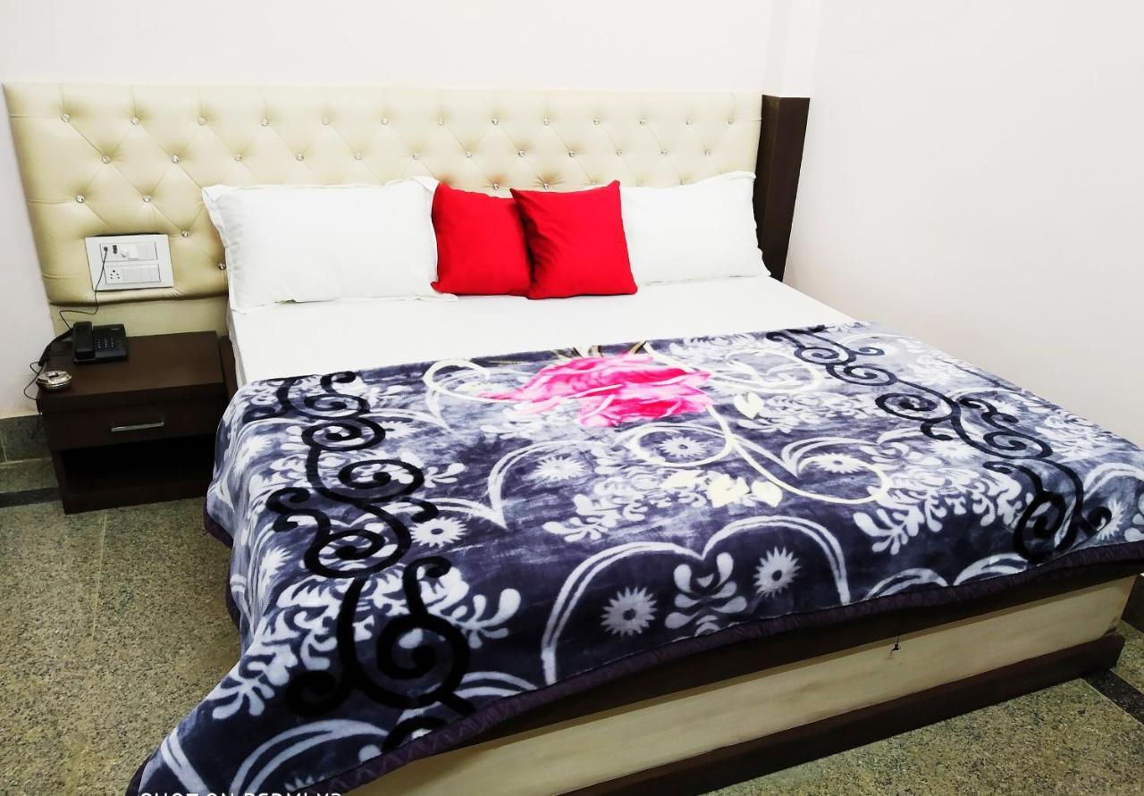 Hotel Vinayak Inn Haridwār Екстериор снимка