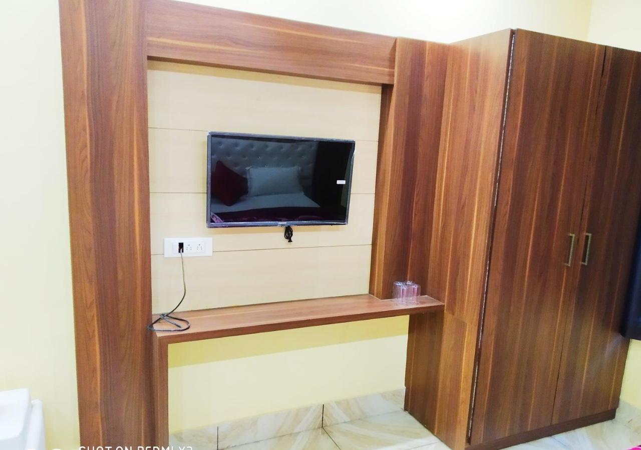 Hotel Vinayak Inn Haridwār Екстериор снимка