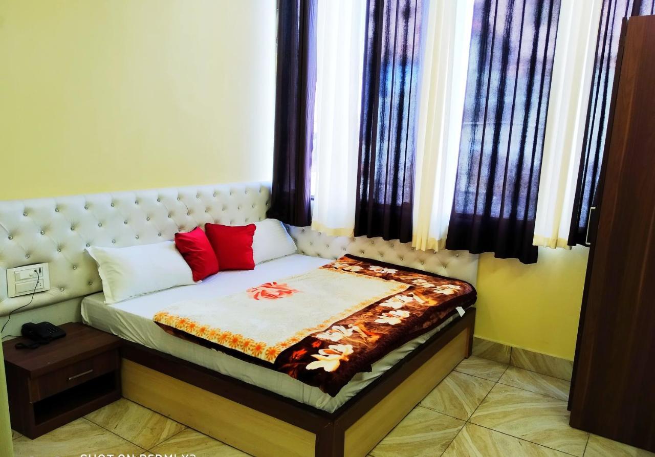 Hotel Vinayak Inn Haridwār Екстериор снимка