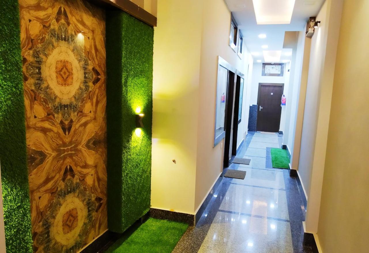 Hotel Vinayak Inn Haridwār Екстериор снимка